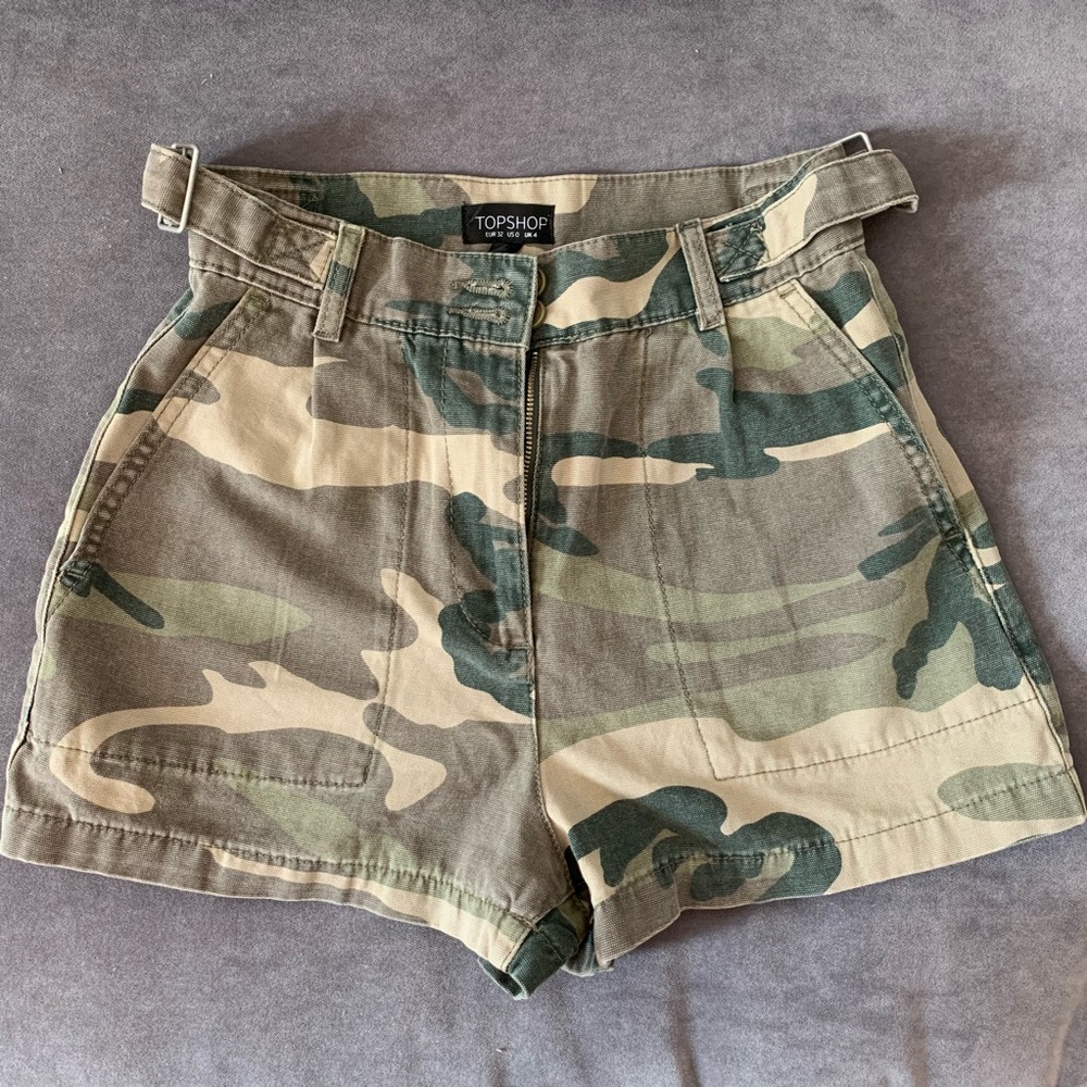 Topshop camo shorts